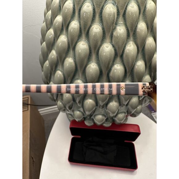 CAROLINA HERRERA SHE892K 5617 COL.0752 140 Tortoise Brown Stripes Sunglasses - Picture 10 of 14